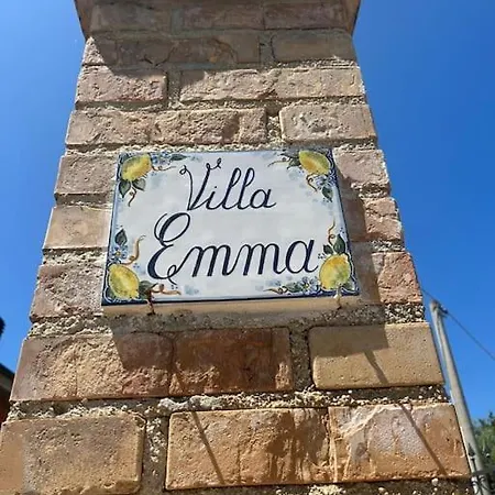 Emma Hébergement de vacances *